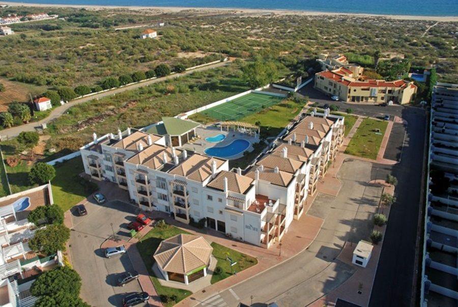 Praia Da Lota Resort - Beachfront Apartments Manta Rota Exteriér fotografie